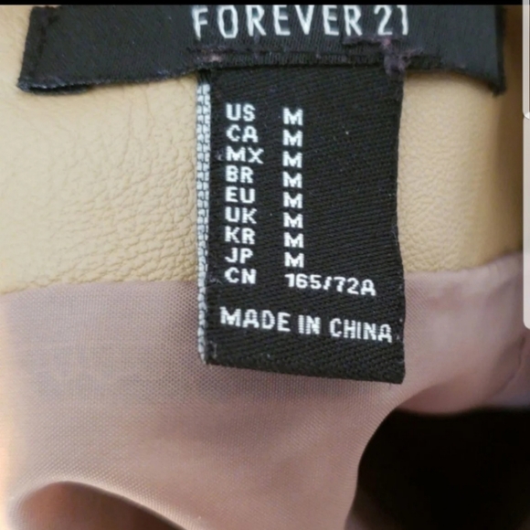 Forever21 leather skirt - Picture 5 of 7